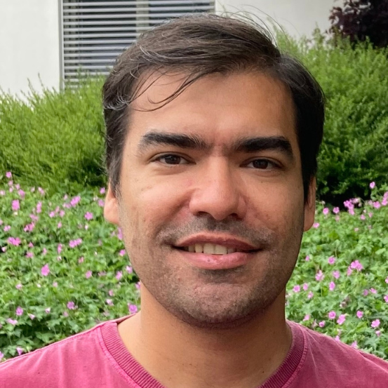 Delfor Nerenberg vor Arbogast Garten